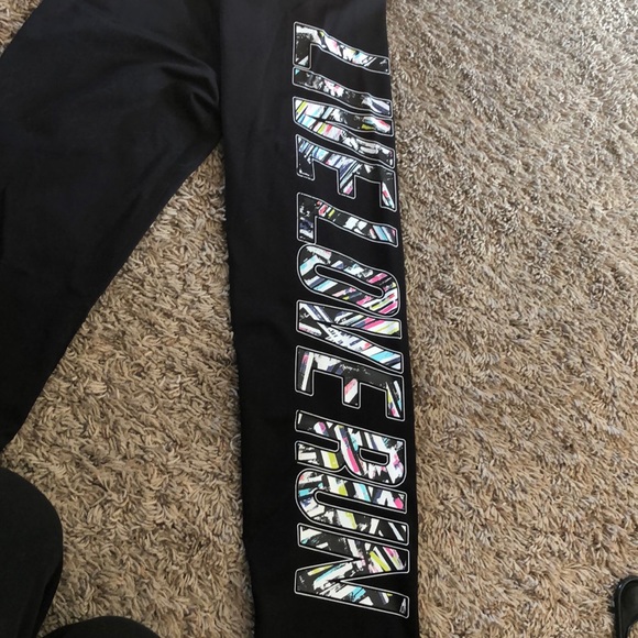 Running pants - Picture 2 of 2